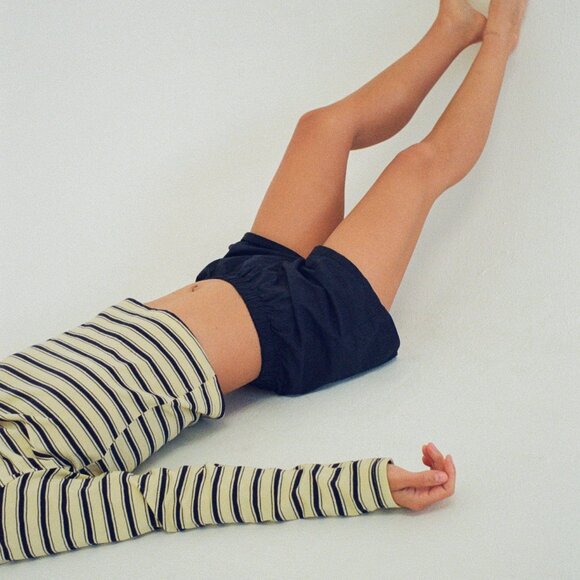 Merlot Haus Poplin Mini Short - Navy - Medium - Picture 2 of 4